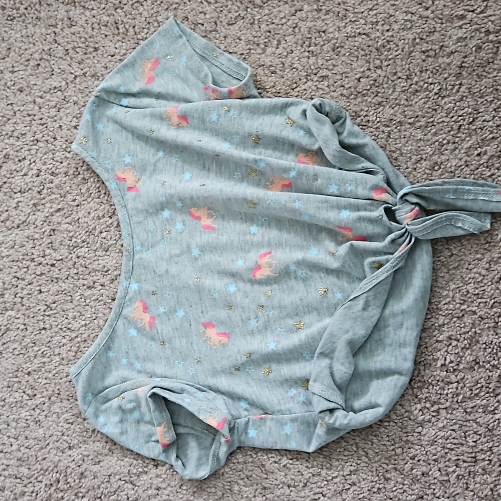 Unicorn crop top
